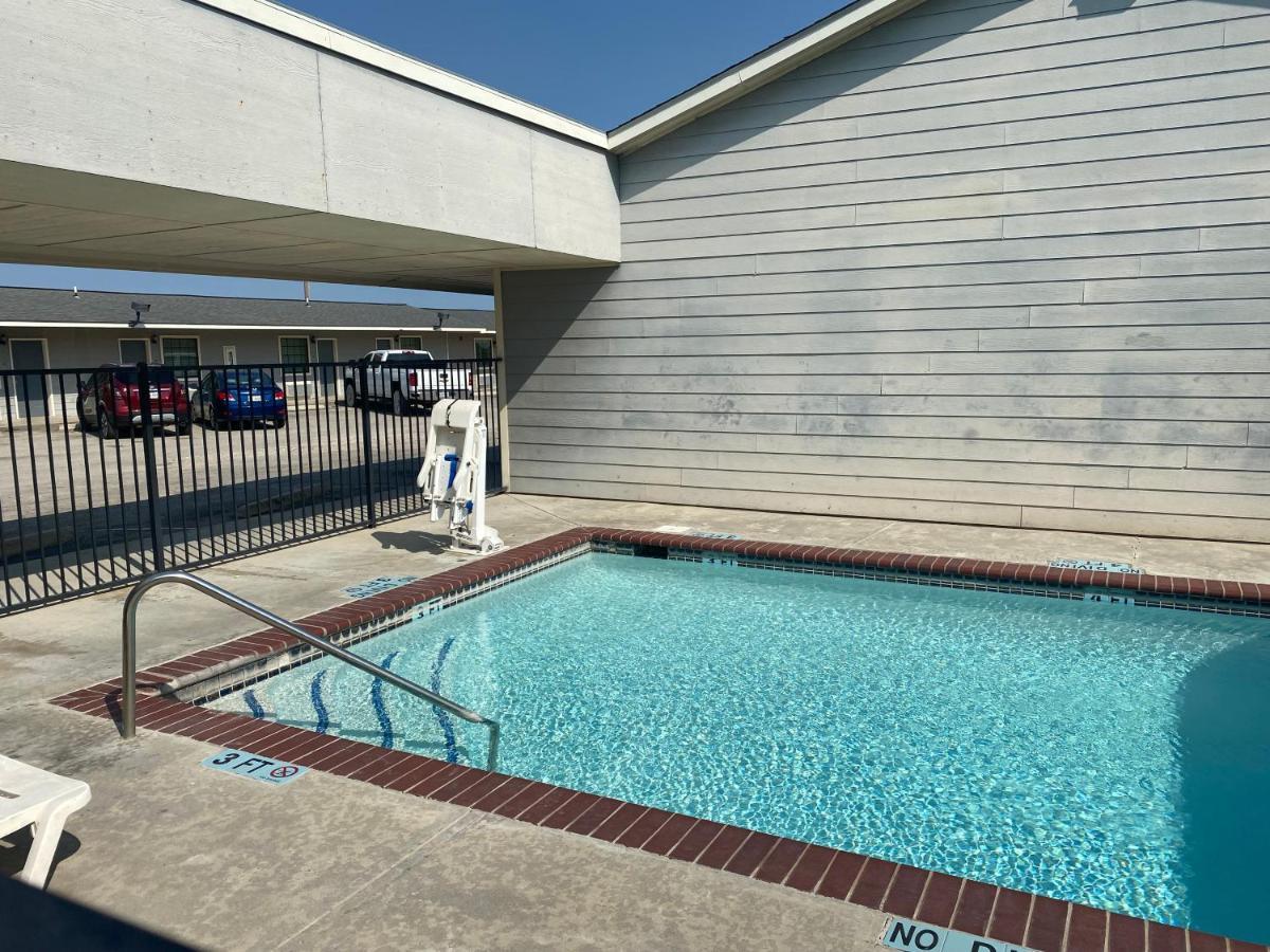 Southern Inns And Suites Now Offering Rv Spaces For Rent Yorktown エクステリア 写真