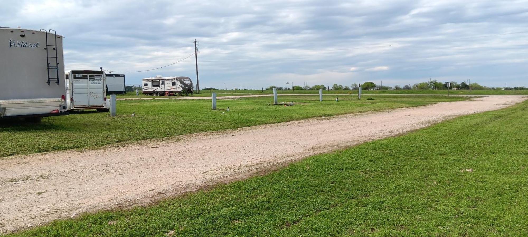 Southern Inns And Suites Now Offering Rv Spaces For Rent Yorktown エクステリア 写真